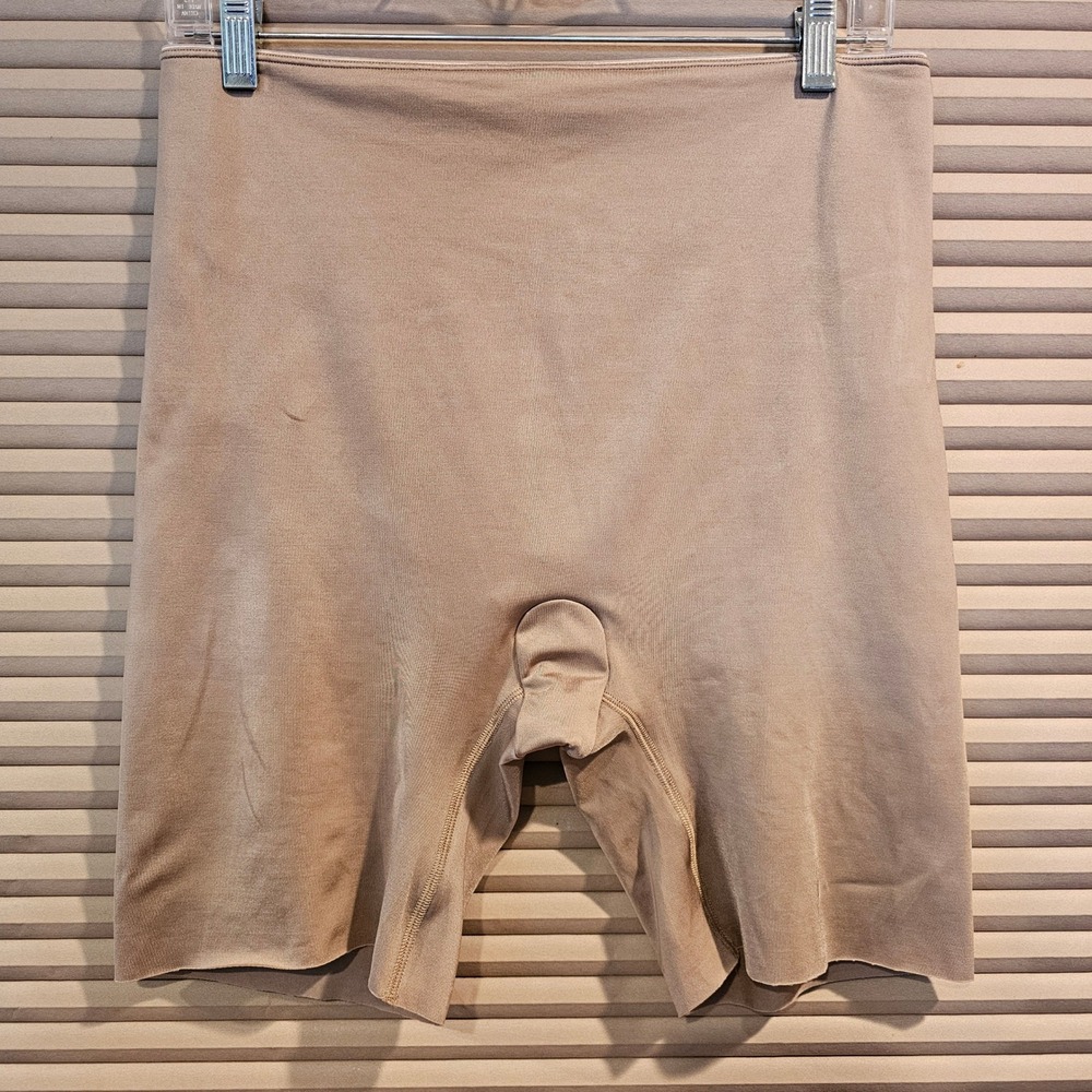 Spanx Higher Power Mid-Thigh Shaper Shorts Nude Beige‎ Size XL 17812 Shapewear